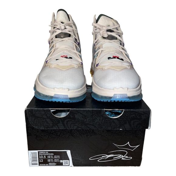 NIB Nike LeBron XIX || Sneakers || Men 10.5 Women 12 - Picture 8 of 12